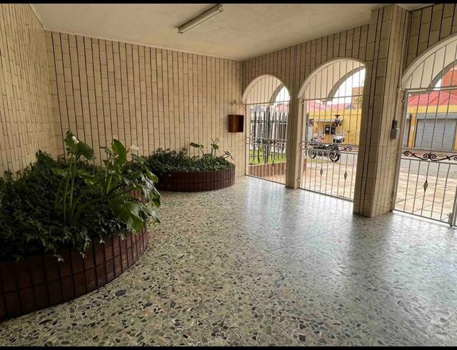 1 BEDROOM APARTMENT FOR SALE IN YEOVILLE